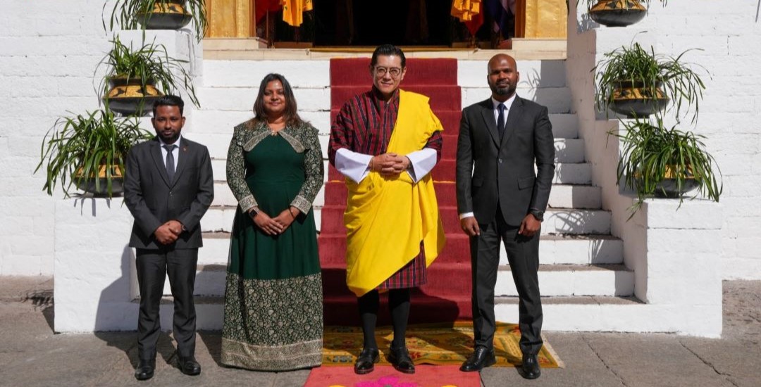 Non-Resident Ambassador of Maldives to Bhutan Presents Letters of Credential to the King of Bhutan